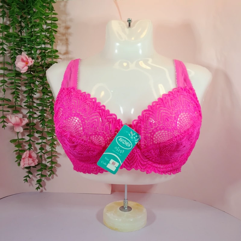 سوتین فنردار گیپور کش برند آویژه سایز80 کاپB